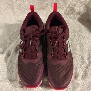 New Balance Women's Nitrel v3 Trail Size 10.5